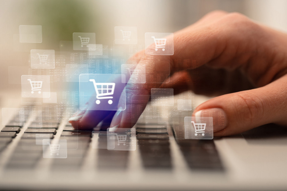 fot, shutterstock, e-commerce E-commerce przestaje być osobnym kanałem. Udział w detalu to 9,5 proc.