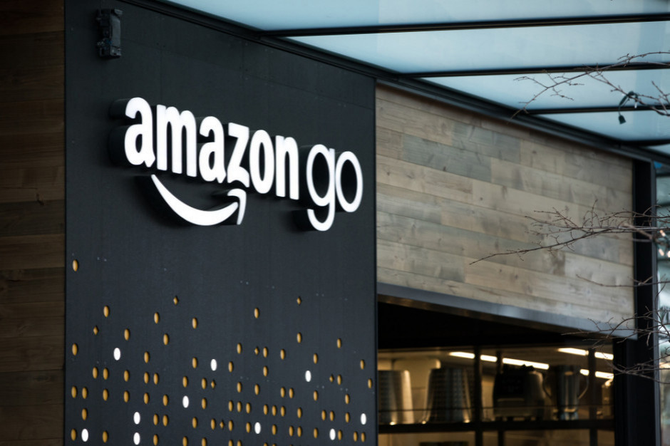 Gigant e-commerce planuje wprowadzić technologię Amazon Go w swoich supermarketach, fot. shutterstock Technologia Amazon Go wchodzi do spożywczaków giganta e-commerce