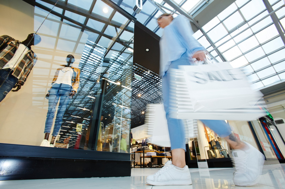 ZPPHiU - trudne relacje czy już patologia? centra handlowe vs najemcy; fot. shutterstock ZPPHiU opowiada o arogancji przedstawicieli centrów handlowych