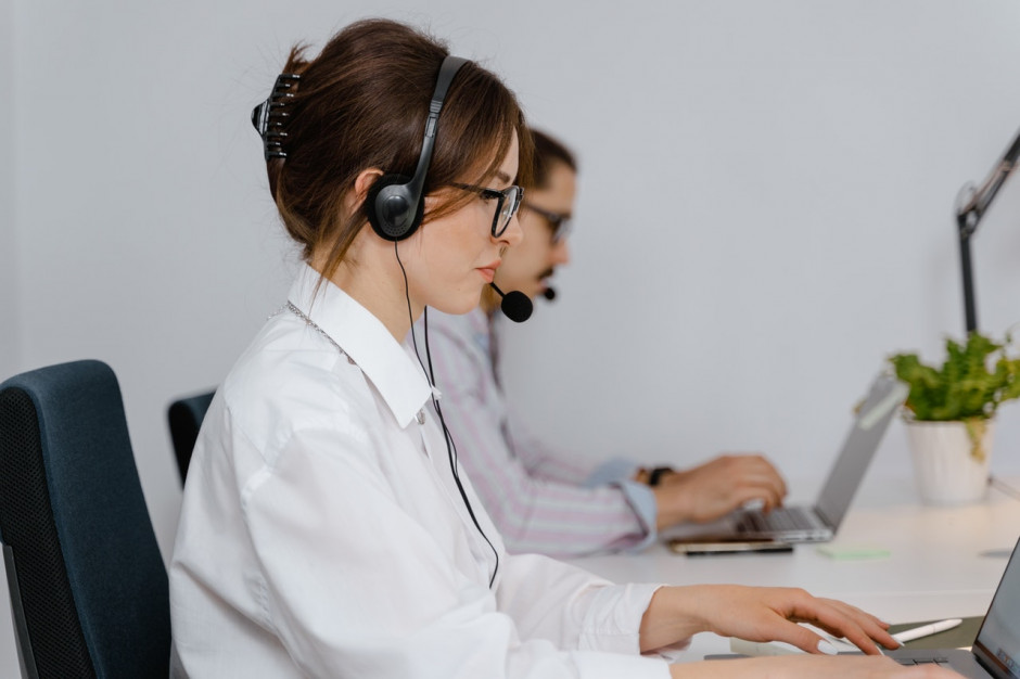 Rynek call center w Polsce jest wart ponad miliard zł, fot. mat. pras. Boty odciążą pracowników infolinii