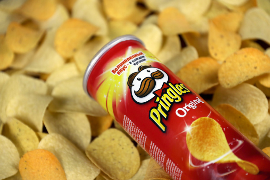 Kellogg inwestuje 140 milionów euro w swoje fabryki w Polsce i Belgii, fot. Shutterstock Fabryka w Kutnie wyprodukuje dodatkowe 120 mln opakowań chipsów Pringles rocznie