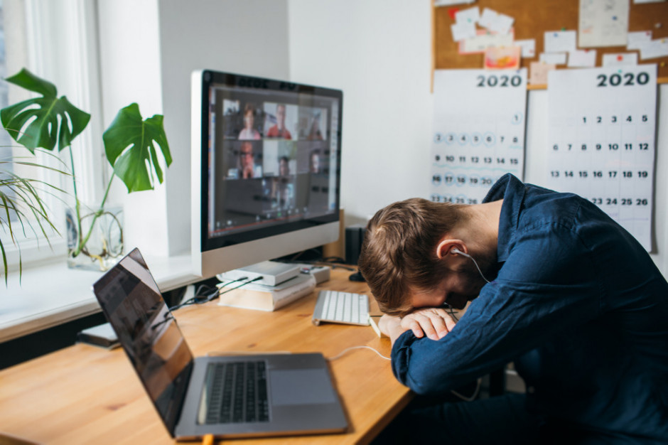 Handlowcy krytycznie odnoszą się do działań prowadzonych przez pracodawców, które mają na celu podnoszenie motywacji, fot. shutterstock Ponad 60% handlowców myśli o zmianie pracy