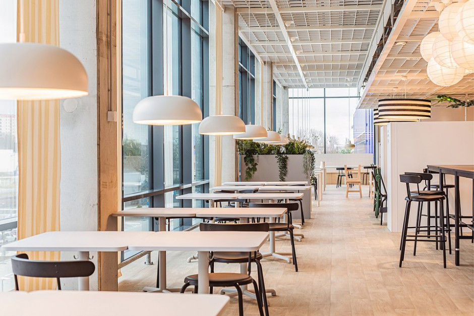 Restauracja sieci IKEA, fot. materiały prasowe IKEA: 40 proc. posiłków w naszych restauracjach to dania wegeteriańskie