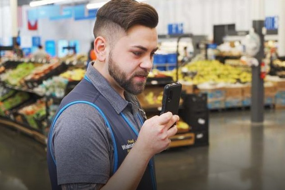 Walmart chce, by personel pracował wydajniej, fot. za Walmart Walmart wyposaży pracowników w smarftony ze specjalną aplikacją