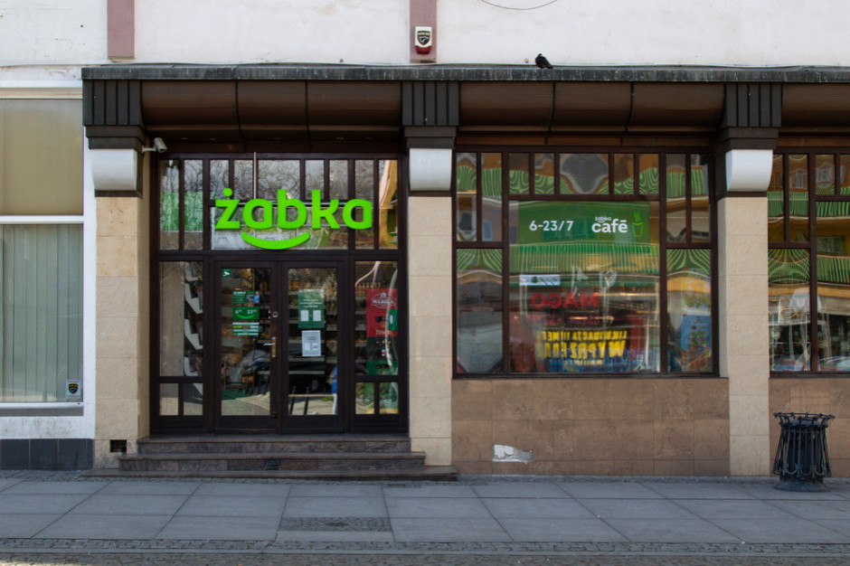Nowa oferta Żabki stanowi zabezpieczenie dla początkującego franczyzobiorcy i pozwala skupić się na rozwoju biznesu, fot. mat. pras. Nowa oferta Żabki: 17 tys. zł przychodu miesięcznie dla nowych franczyzobiorców