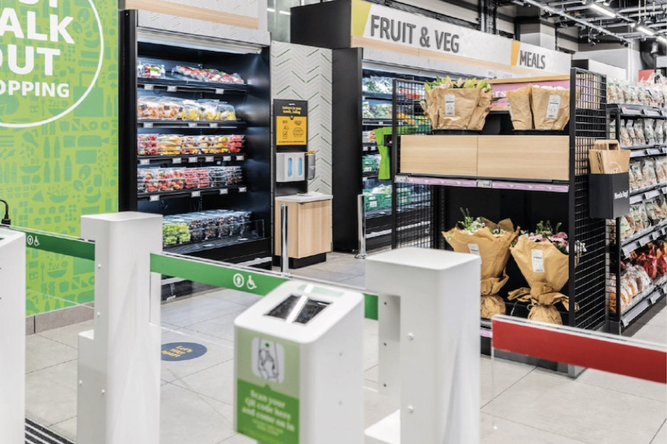 W marcu Amazon otworzył sklep z technologią „Just Walk Out” w Ealing w Londynie; fot. materiały prasowe Amazon zatrudnia wieloletniego dyrektora Tesco. Chce budować fizyczną sieć sprzedaży