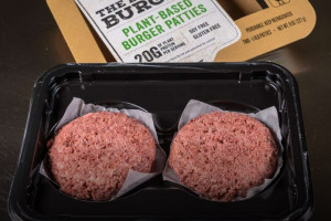 Beyond Meat ostrożnie o przychodach