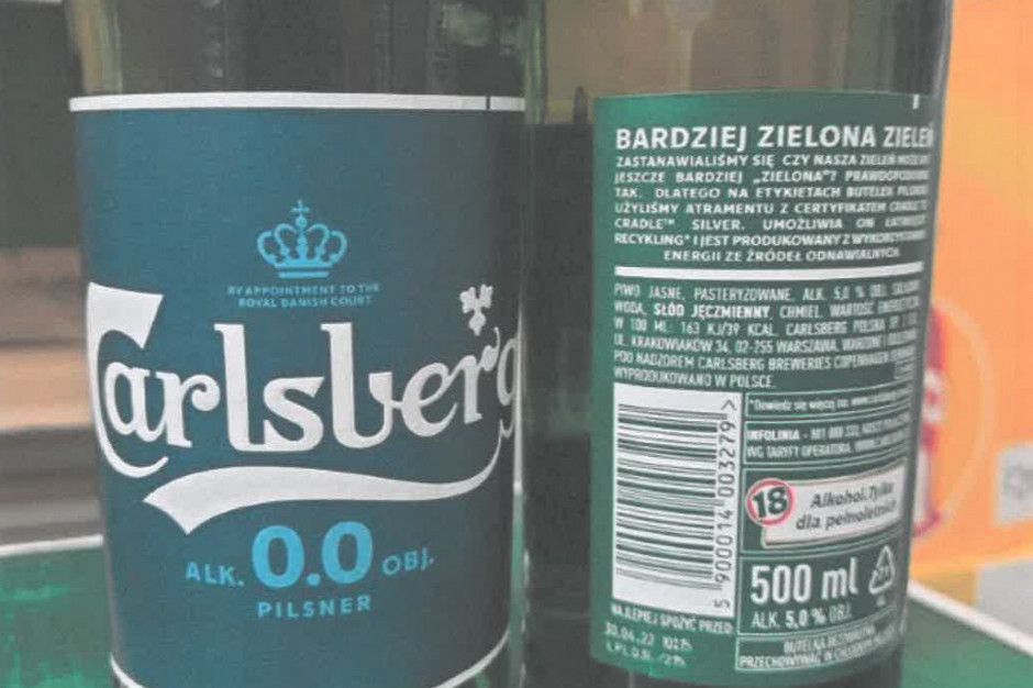 Niewłaściwie oznakowane butelki piwa Carlsberg Pilsner Premium 500 ml zostały wycofane GIS: piwo Carlsberg z alkoholem z etykietą 0 proc. wycofane