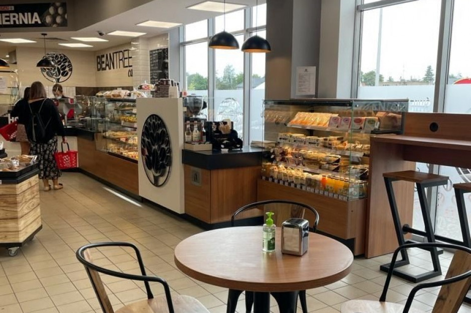 Sieć SPAR otworzyła nową kawiarnię Bean Tree Cafe; fot. materiały prasowe SPAR wchodzi z konceptem Bean Tree Cafe do Polski