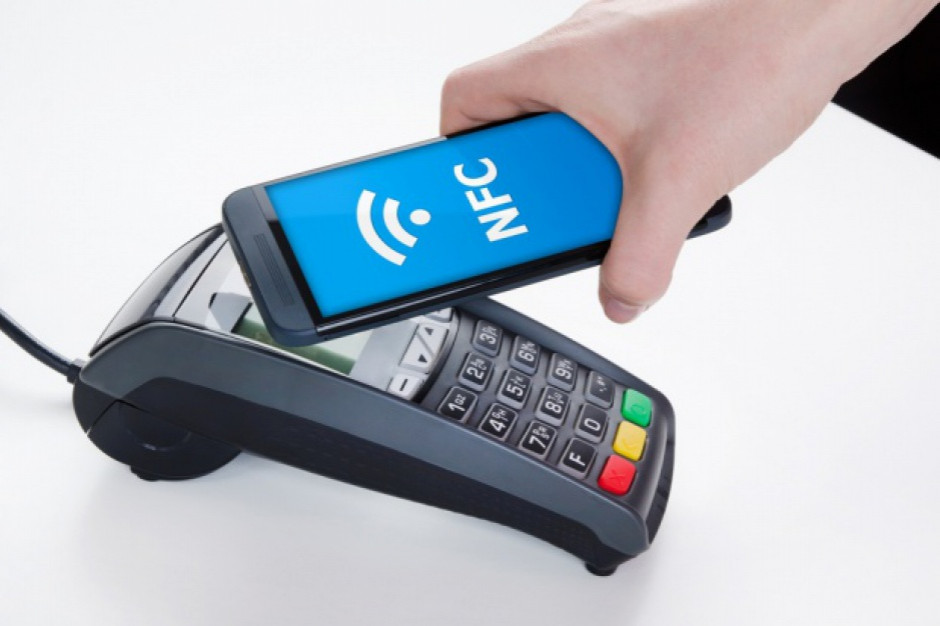 eService skupia się na działanosci w Polsce, fot. shutterstock eService dzięki pandemii zwiększył listę klientów