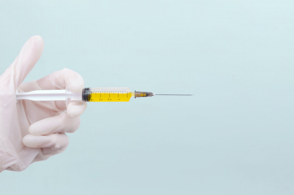 Ponad 256 mln dorosłych w UE otrzymało obie dawki szczepionki, fot. Shutterstock 70 proc. dorosłych mieszkańców UE w pełni zaszczepionych