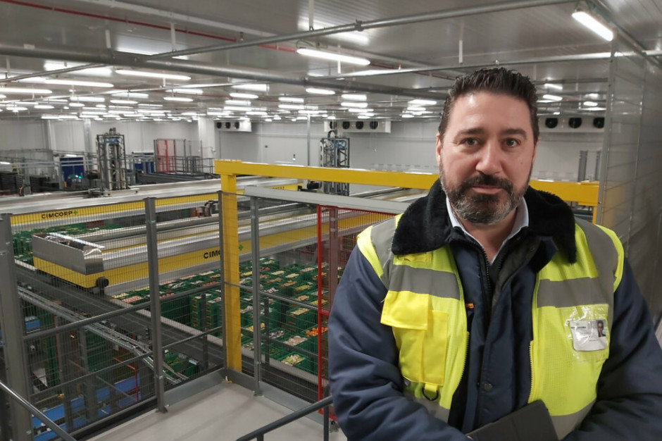 Javier Blasco, koordynator zakupów magazynowych w Mercadona; fot. za cimcorp.com Mercadona będzie sama obsługiwać systemem Cimcorp w swoich magazynach
