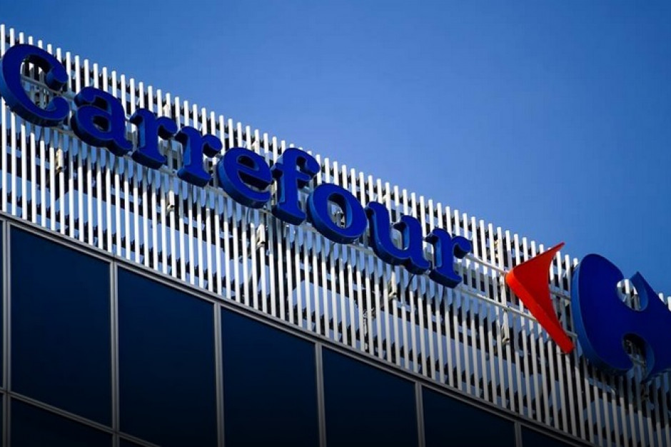 Carrefour wdraża model subskrypcji, fot. Shutterstock Carrefour próbuje sił w modelu subskrypcyjnym