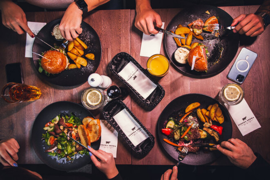 Zdrowa Krowa to franczyzowy koncept restauracyjny, fot. mat. pras. Restauracja Zdrowa Krowa otworzy się w łódzkiej Fuzji