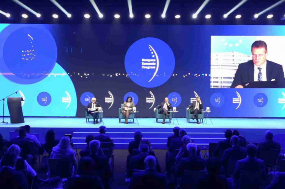 EEC: Uczestnicy debaty "Gospodarka – czas odbudowy " EEC 2021: Zjawiska związane z pandemią pozostaną w gospodarce i europejskiej polityce na stałe