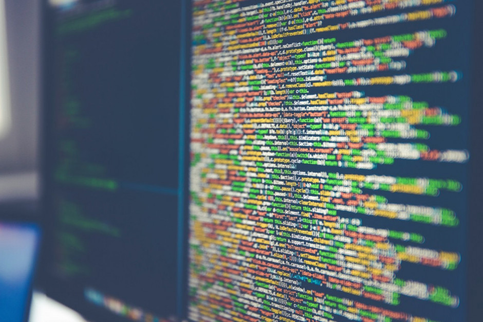 Cyfryzacja to motor wszystkich postępujących zmian /fot. Unsplash Handel: 3 na 4 przedsiębiorstwa planują wdrożenia IT