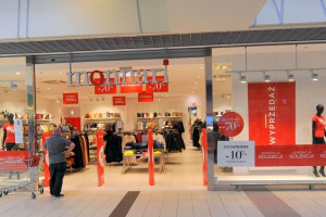 Monnari najemcą dwóch centrów Auchan