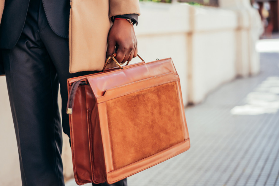 Gdzie Ci mężczyźni…na rynku pracy? Oferty są, panów brak, fot. shutterstock Mężczyźni mogą liczyć na etat praktycznie od ręki