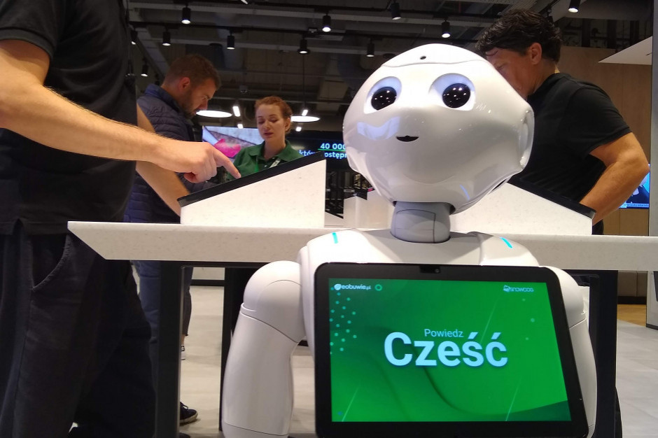 Robot humanoidalny pracownikiem eobuwie.pl, fot. materiały prasowe Na czym polega synergia AI i e-commerce?