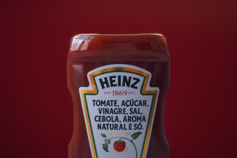 Żywność będzie jeszcze droższa?, fot. shutterstock Ketchup będzie droższy? Kraft Heinz zapowiada podwyżki cen