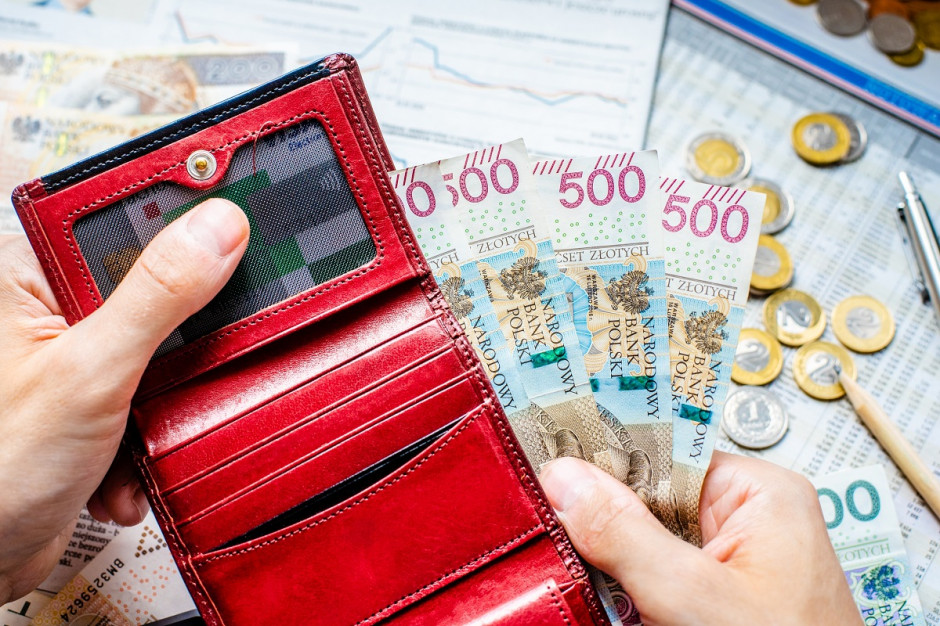 Badanie: Polacy chcą podwyżki 500 plus?