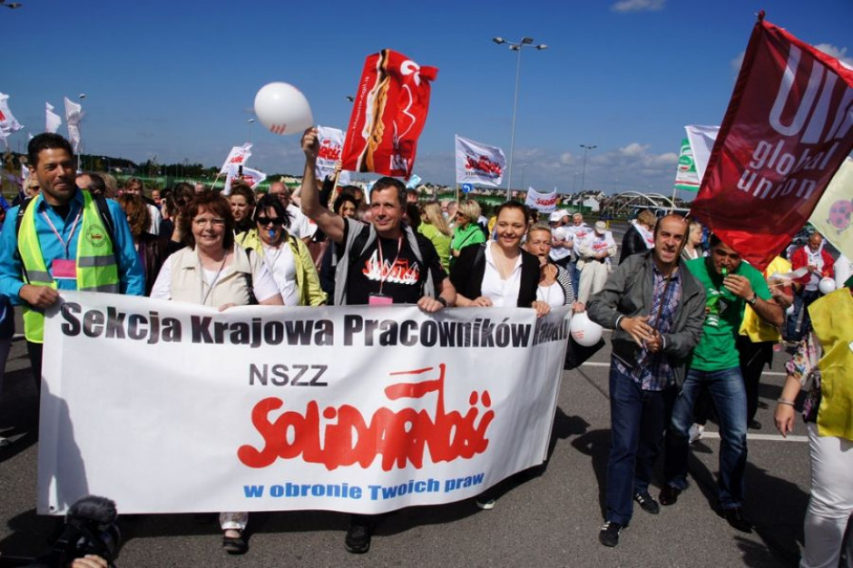 Protest pracowników handlu. fot. za solidarnosc.org.pl 4 listopada rusza wielki protest pracowników handlu