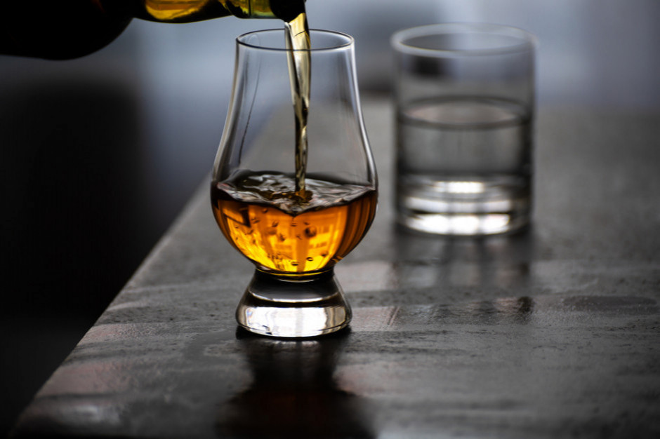 fot. smak whisky może się zmienić shutterstock Naukowcy: zmiany klimatu mogą zmniejszyć produkcję i zmienić smak whisky