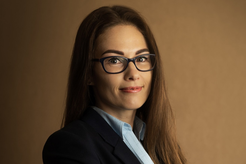 Na mocy projektu, jakim jest Polski Ład, wprowadzone zostaną nowe obowiązki podatkowe, na zdj. Teresa Warska, fot. mat. pras. Polski Ład zakończy tzw. czynny żal?