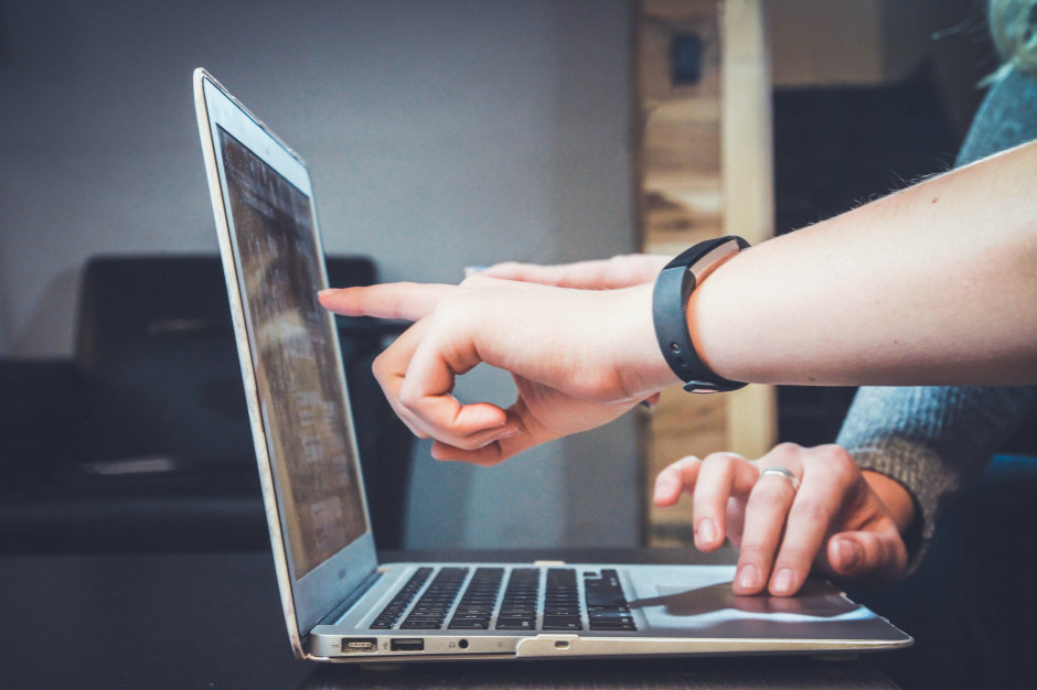 Izba Gospodarki Elektronicznej obserwuje utrudnione funkcjonowanie małych i średnich przedsiębiorców w przestrzeni cyfrowej, fot. unsplash.com Nowy Cyfrowy Ład ma służyć wsparciu sektora MŚP
