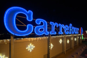 Carrefour w okresie świątecznym - jakie godziny otwarcia