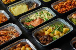 Transformacja cateringu pudełkowego – od dbania o wagę do wygody