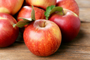 Bronisze: jabłka tańsze niż w ubiegłym roku