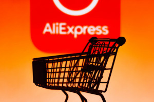 W ubiegłym roku magazyny w Polsce otworzyli AliExpress, Amazon, JD.com i Zalando
