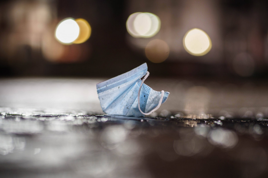 Pandemia wciąż oddziałuje na sektor MŚP, fot. Shutterstock COVID-19 a biznes: Jeszcze 2-3 lata poczekamy na powrót koniunktury w sektorze MŚP