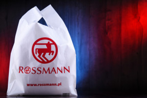 Rossmann: Zapomoga w wysokości 1000 zł dla pracowników z Ukrainy