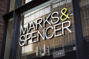 Marks & Spencer zawiesza dostawy do franczyzobiorcy na rynek rosyjski