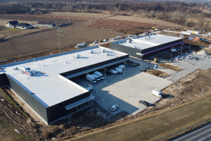 N-Park w Łanach otwarty. Biedronka wśród najemców