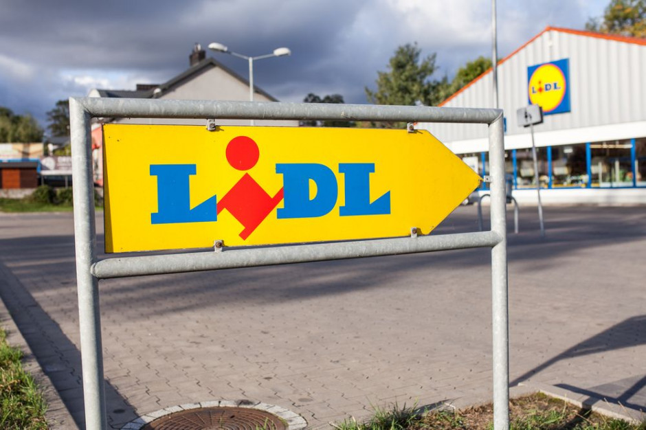 Lidl udostępnia aplikację Lidl Plus w ukraińskich wersjach Appstore, Google Play i Huawei AppGallery; fot. shutterstock Aplikacja Lidl Plus dostępna dla urządzeń z Ukrainy