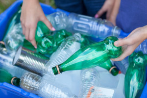 System kaucyjny: nie tylko szklane i plastikowe butelki, ale też puszki