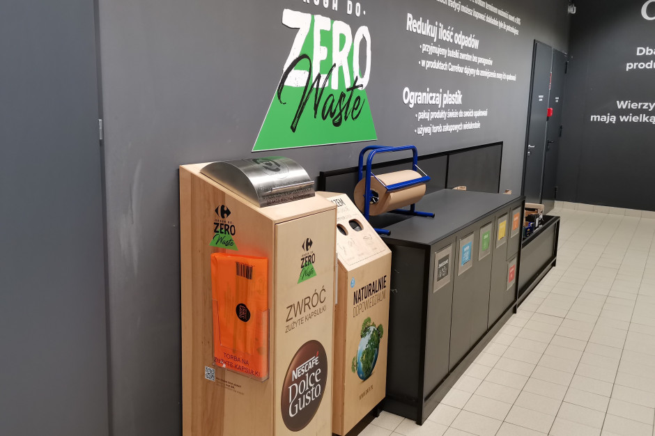 Nescafé rozpoczyna recykling w sieci Carrefour fot. mat. prasowe Są kosze do recyklingu w sklepach Carrefour. Postawił je producent kawy