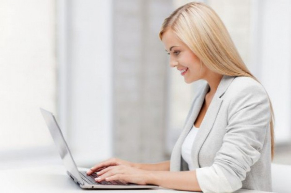 Fot. Shutterstock Projekt ustawy implementującej dyrektywę Omnibus zawiera błąd? E-sklepom grożą duże kary