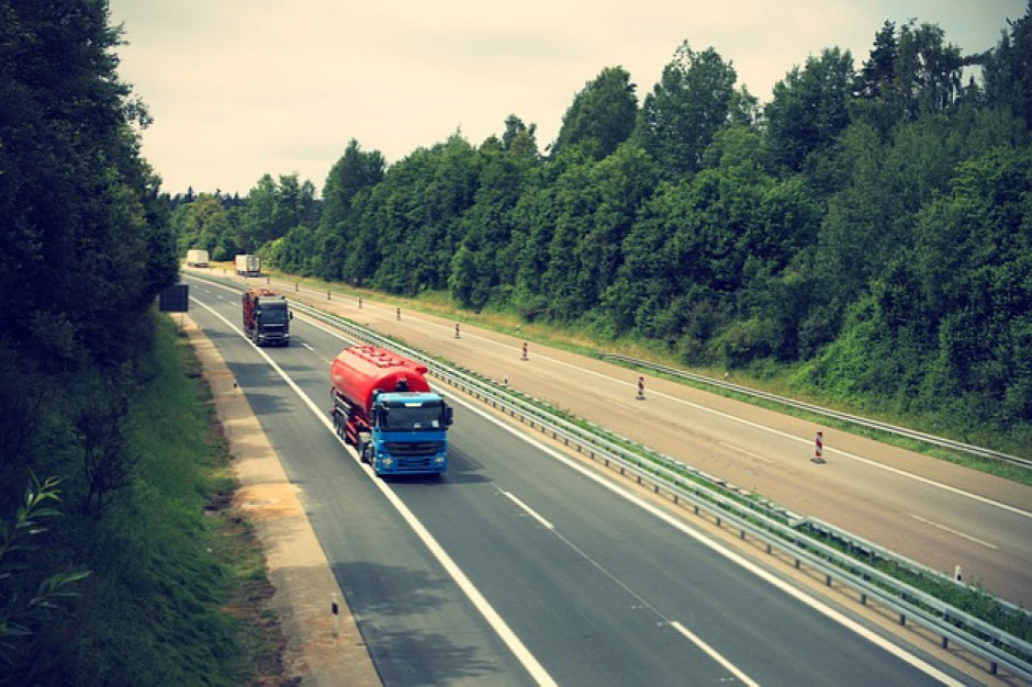 BIG InfoMonitor: W transporcie drogowym towarów przybywa dłużników