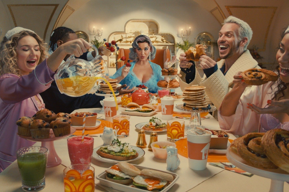 Pyszne.pl: w akcji charytatywnej przekaże stroje reklamowe Katy Perry fot. mat. prasowe Pyszne.pl z licytacją strojów Katy Perry, w których wystąpiła w reklamie