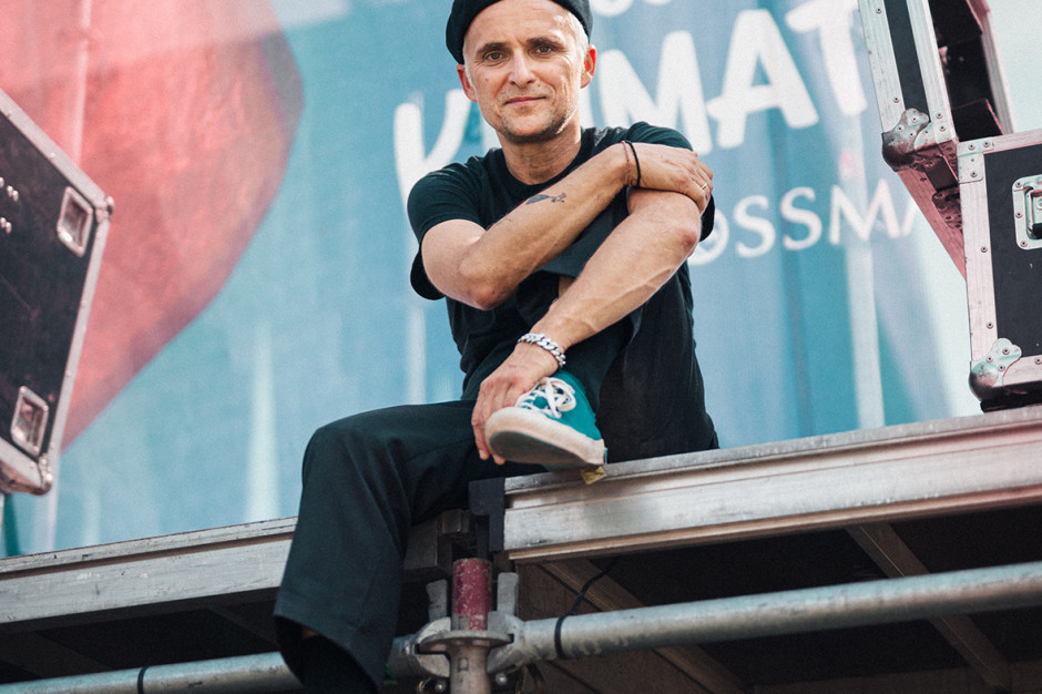 Artur Rojek ambasadorem inicjatywy Rossmanna; fot. mat.pras. Artur Rojek ambasadorem inicjatywy „Czujesz Klimat?” Rossmanna