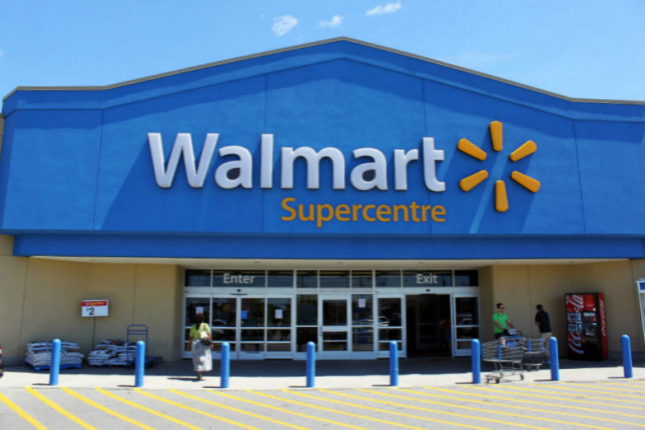 Walmart w czasach inflacji przyciąga zamożnych klientów