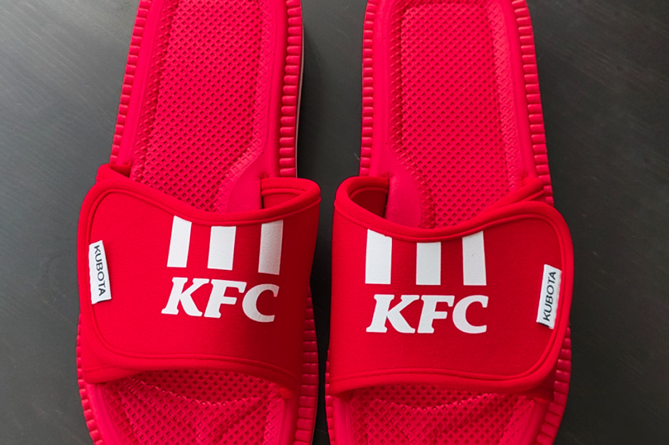 Kampania reklamowa KFC - do wygrania klapki Kubota