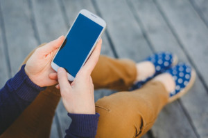 Rośnie udział m-commerce. 69 proc. Polaków instaluje aplikacje zakupowe