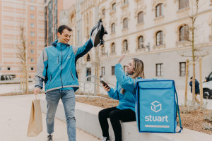 Stuart dostarczy także produkty z drogerii i aptek