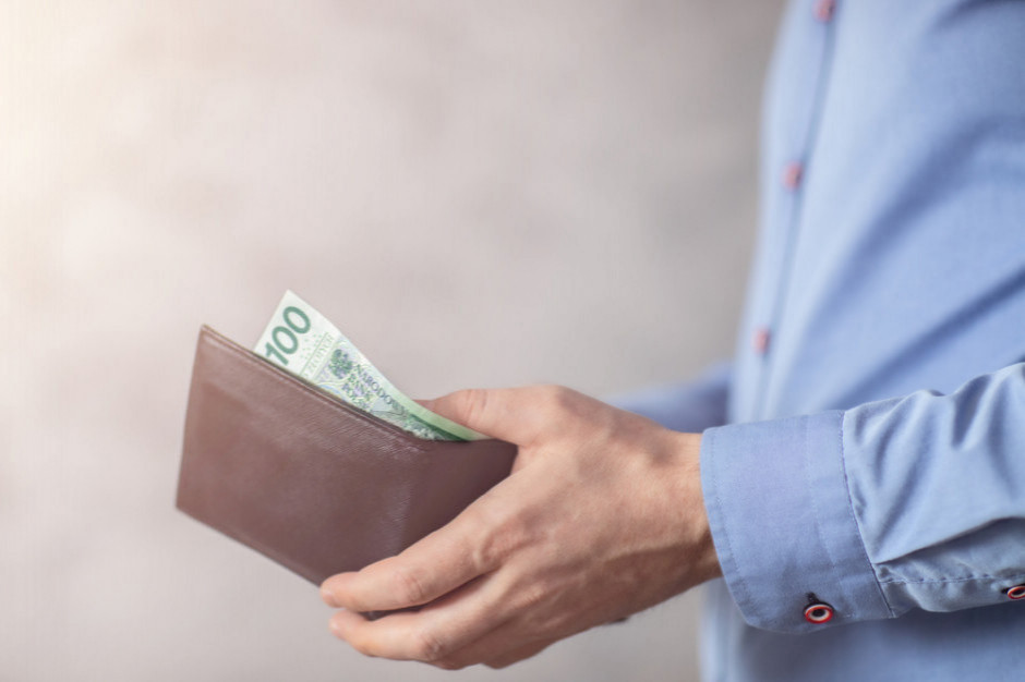 Ile wyniesie najniższa krajowa w 2023 roku? ; fot. shutterstock Jaka płaca minimalna w 2023 r.? Rząd przyjął rozporządzenie