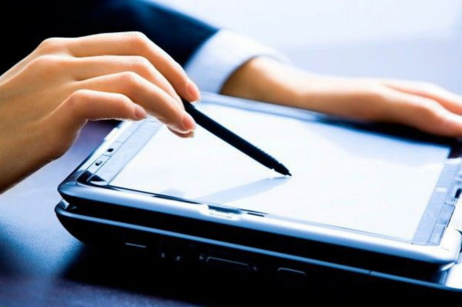 fot. e-faktury staną się obowiązkowe, shutterstock E-faktury mogą dodać budżetowi 10 mld zł w 10 lat